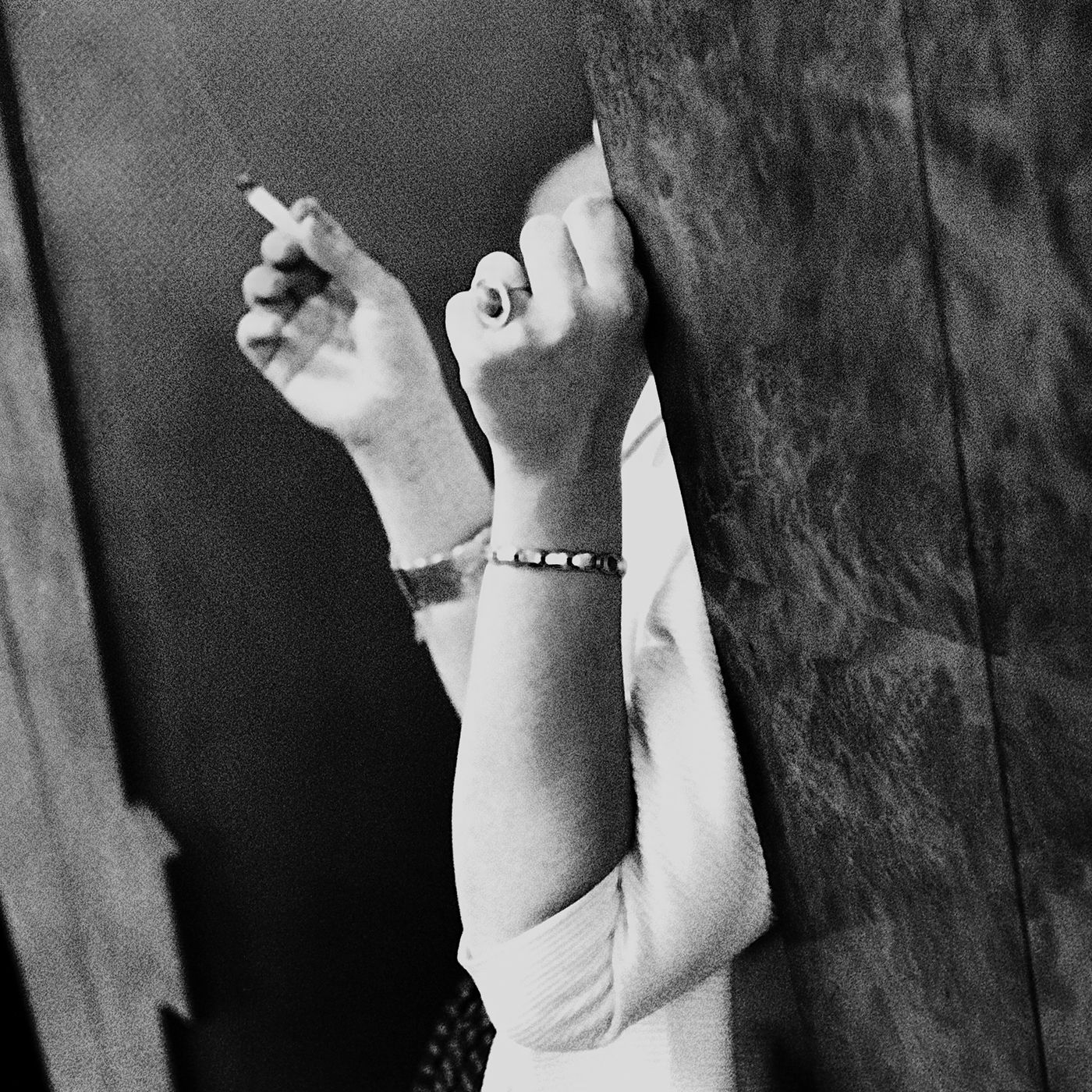 Fashion and Smoking: Style or Self-Harm? (A Look at the Real Cost of This Habit)