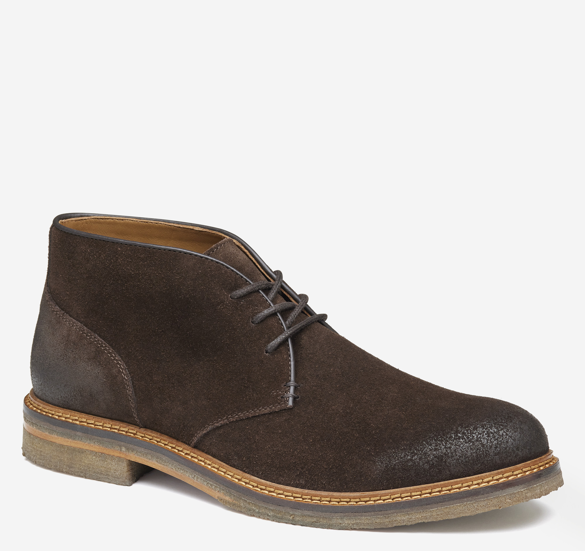 Johnston and Murphy Chukka Boots: Leather or Suede? (A Guide to Choosing the Right Pair for You)