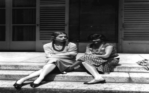 Looking for Pictures of Coco Chanel? Find Them Here!