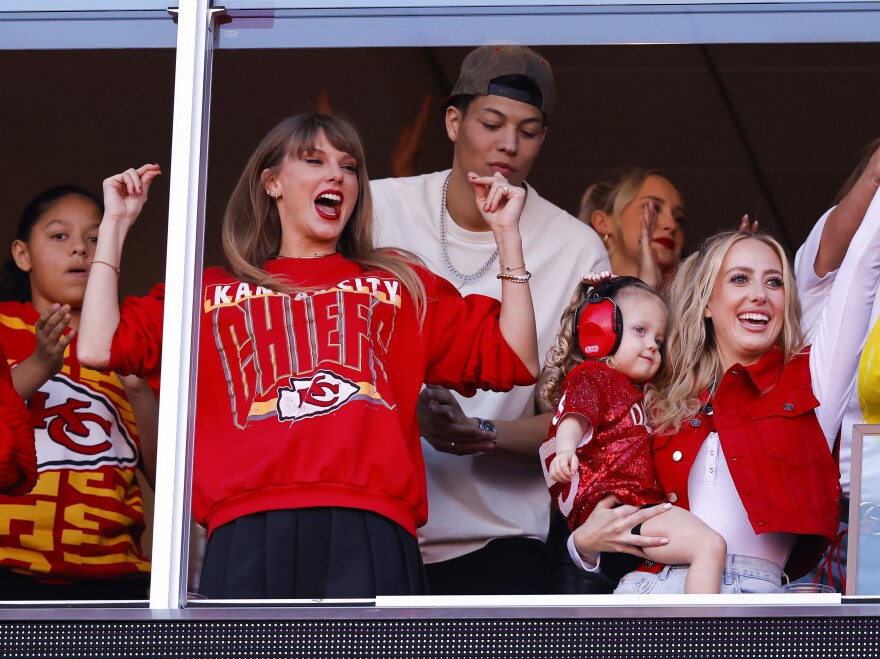 Taylor Swift in Kansas City: Whats She Up To This Time?
