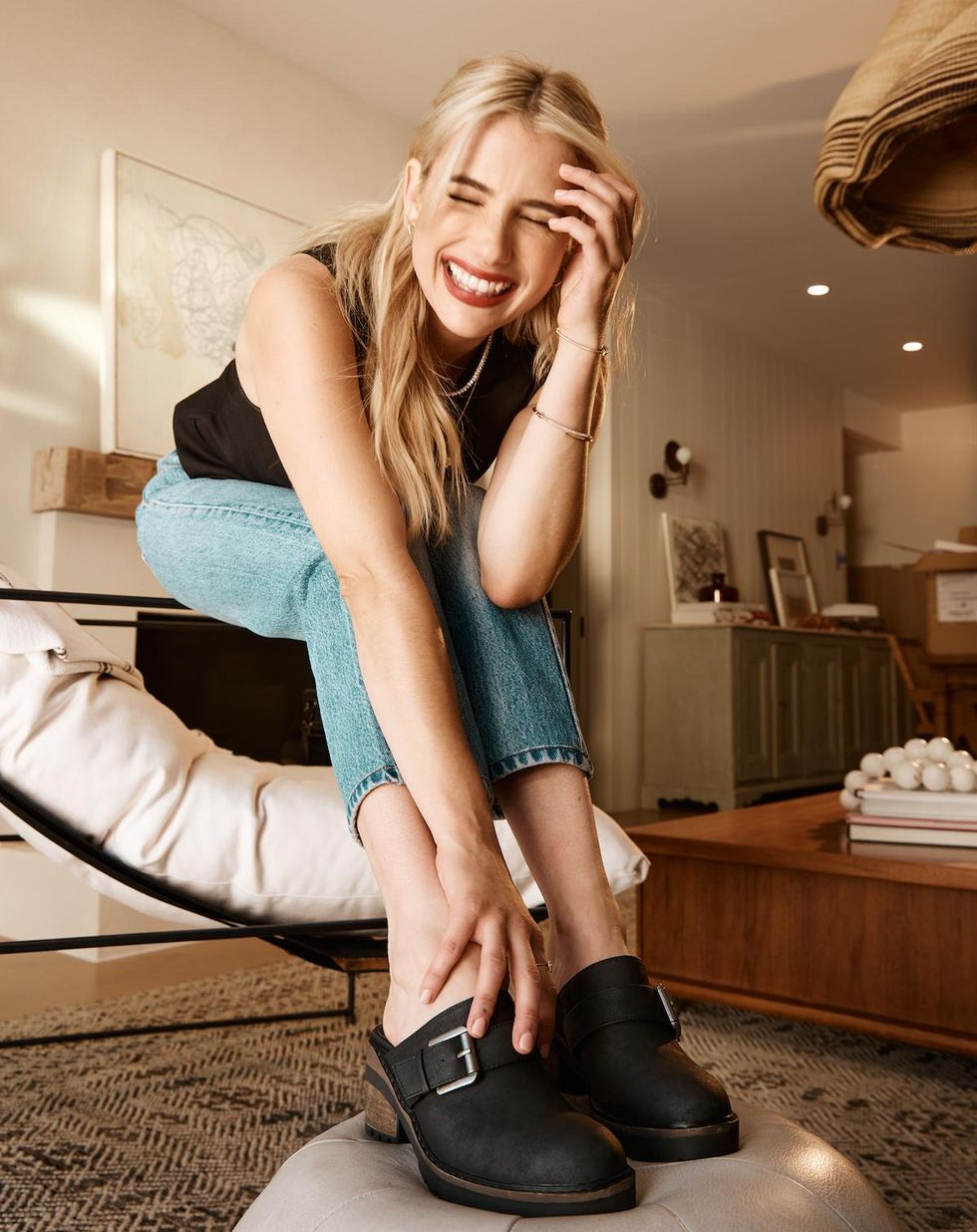 Steal Emma Roberts Shoe Style: Casual and Chic Footwear Ideas