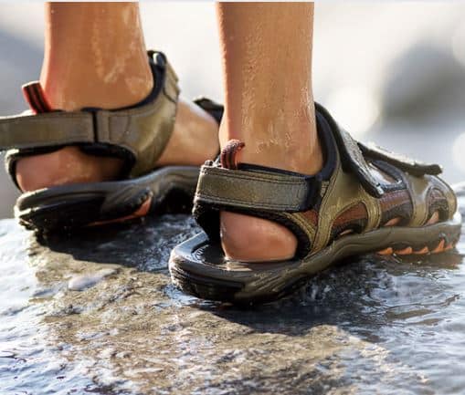 Are dad sandals really cool again? (heres the answer)