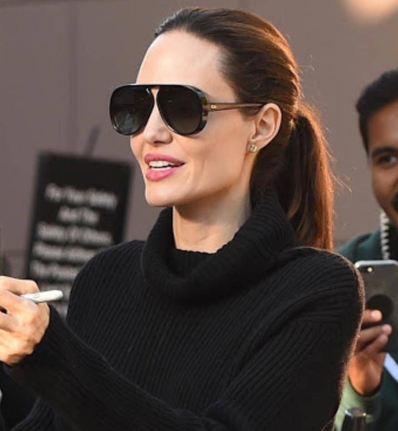 Celebrity with Sunglasses Trends: See the Coolest Shades Worn by Your Favorite Stars!