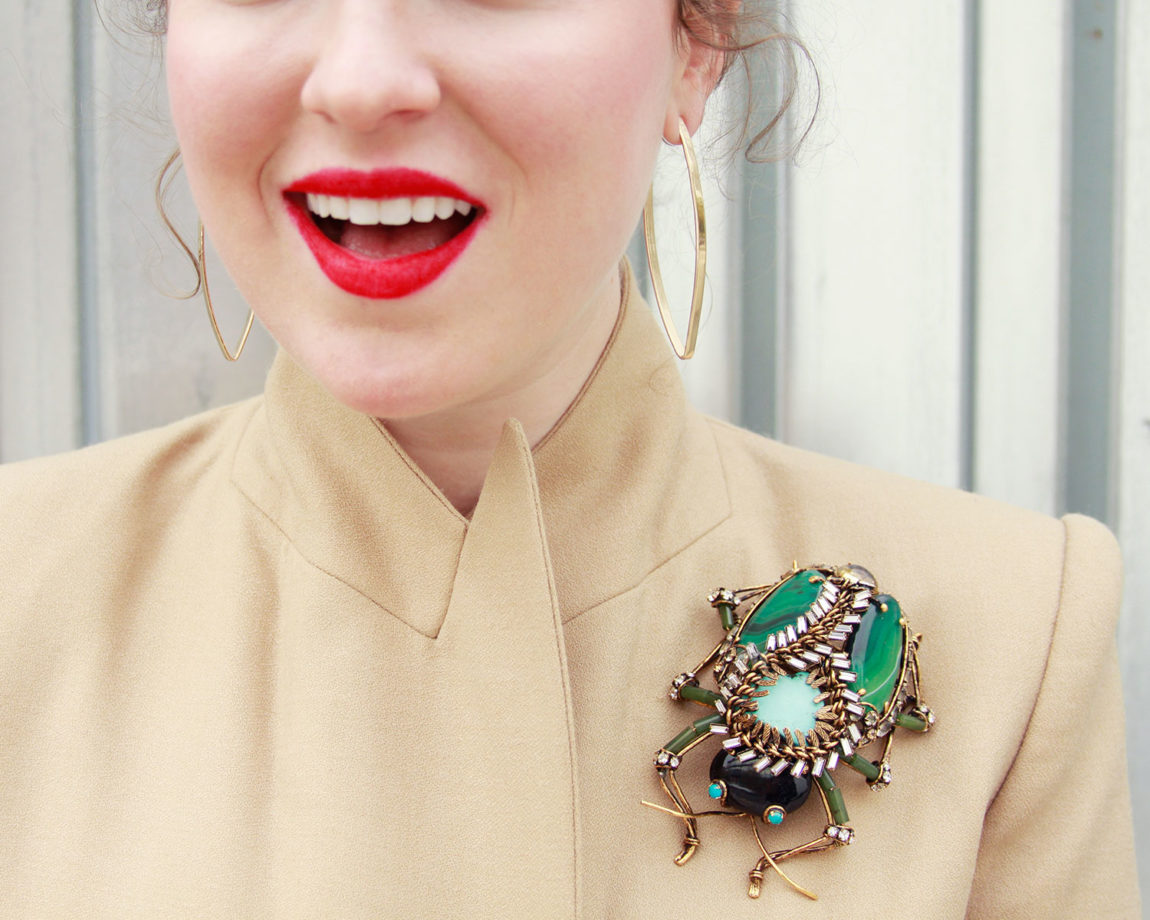 Back brooch ideas: Get inspired with creative ways to wear this accessory.