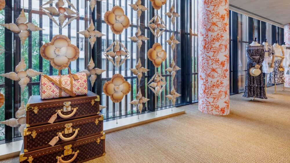 Casa Neos Louis Vuitton vs. Other Luxury Brands: Which One is Right for Your Home?