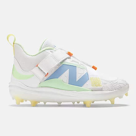Get the Winning Edge: New Balance Lindor Baseball Cleats