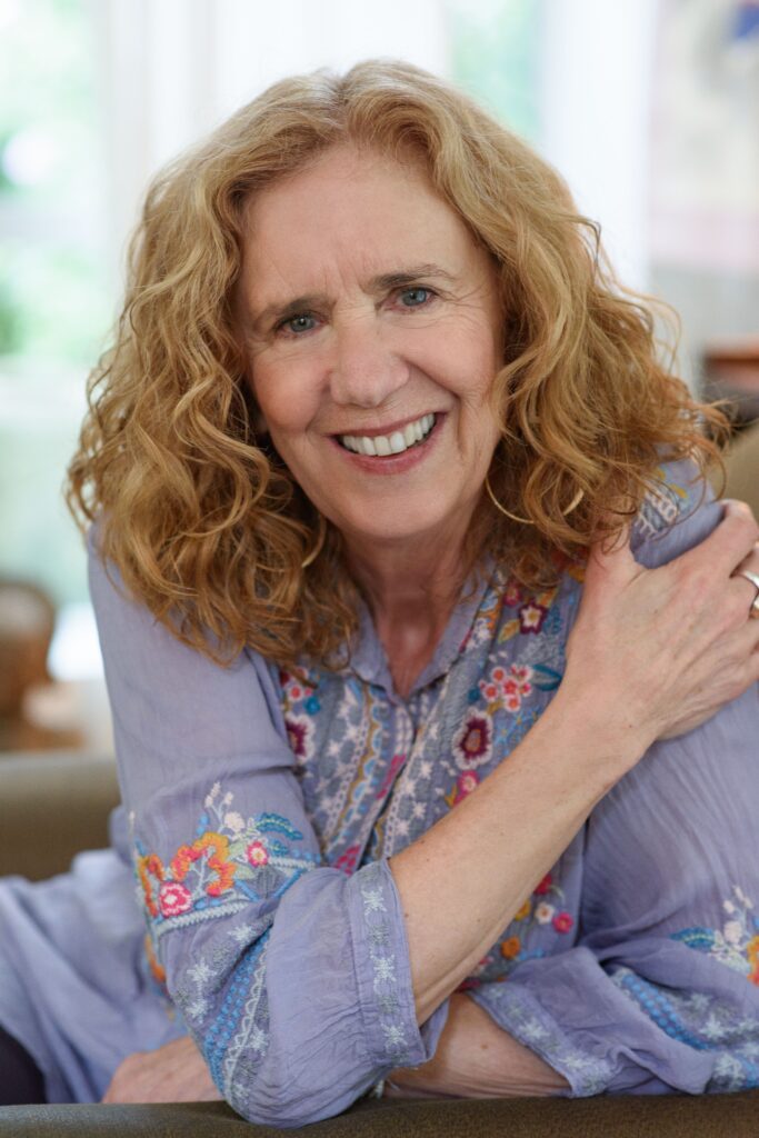 Discover Suzanne Anderson: find out her career, and more.