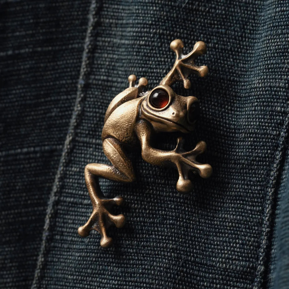 Frog Brooch: Which Type Is Right for You? Learn about different materials and styles!