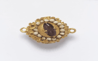 Where to Buy a Gem Brooch:  Discover the Best Deals and Collections
