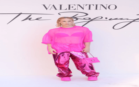 Rock the Valentino Pink Dress: Style Tips and Ideas