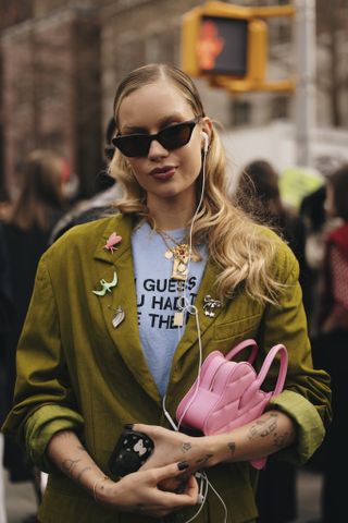 Silver Brooch Pin: Whats Trending Now? (Hot Styles You Will Love)