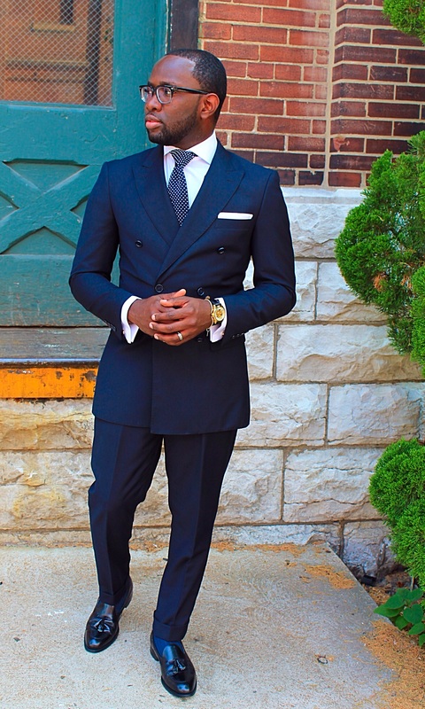 How to Style a Navy Double Breasted Suit? Easy Tips for a Sharp Look