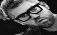 What does a creative director in fashion do? Check out these key responsibilities!