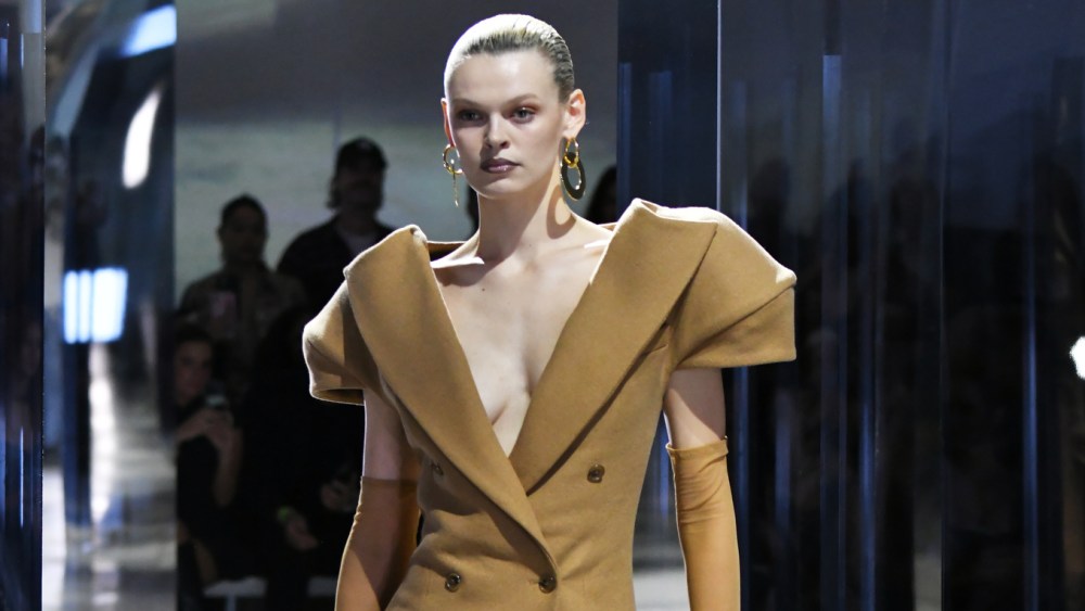 Shoulder Pads in 2023: Are They a Fashion Hit or Miss? Lets Find Out!