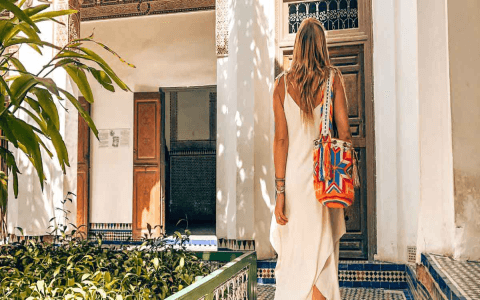 Sheer Outfits: How to Wear Them in Public? (Day and Night Looks!)