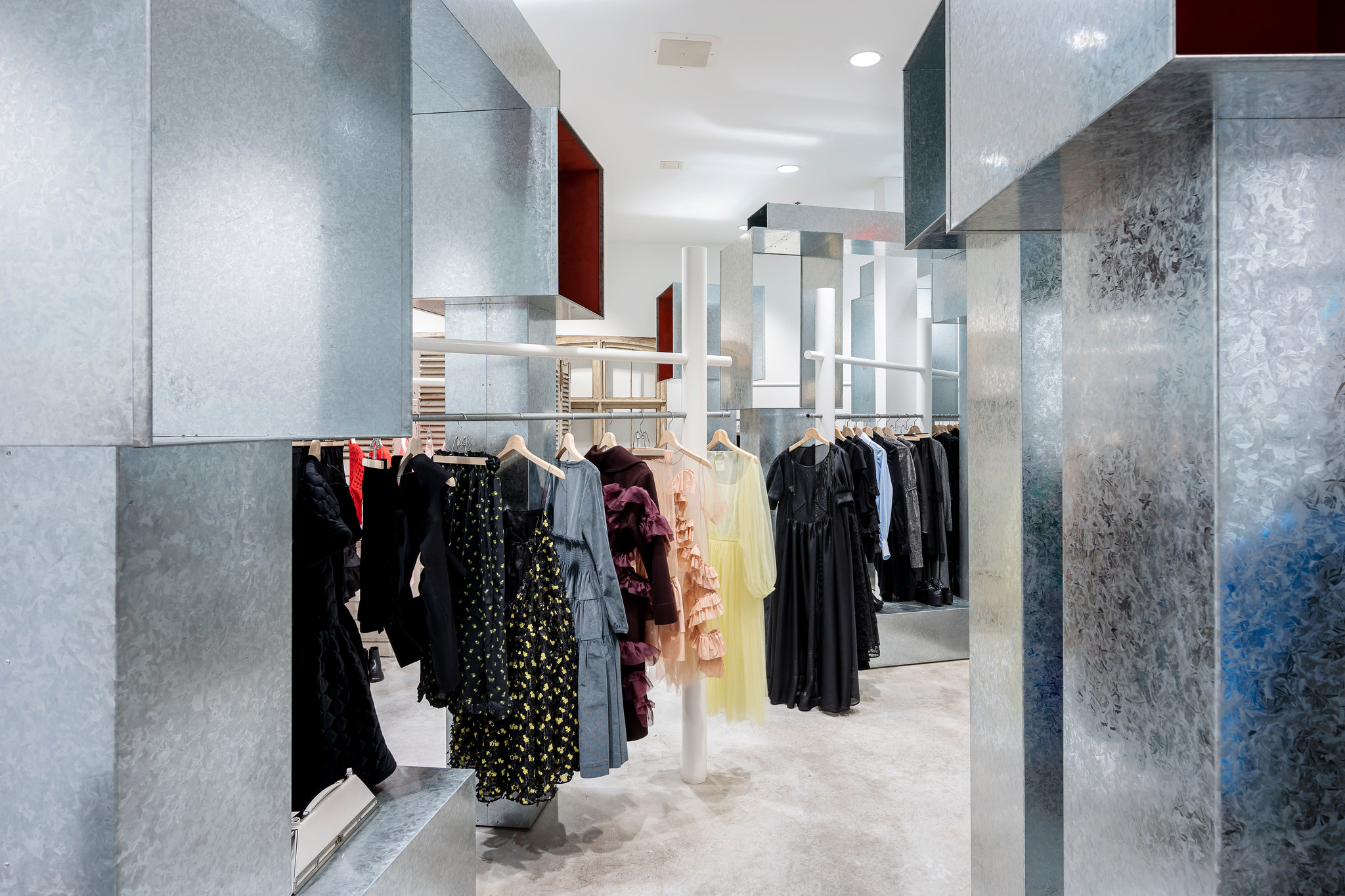 Shopping for Luxury? Check Out These Stores Like Barneys for Designer Finds