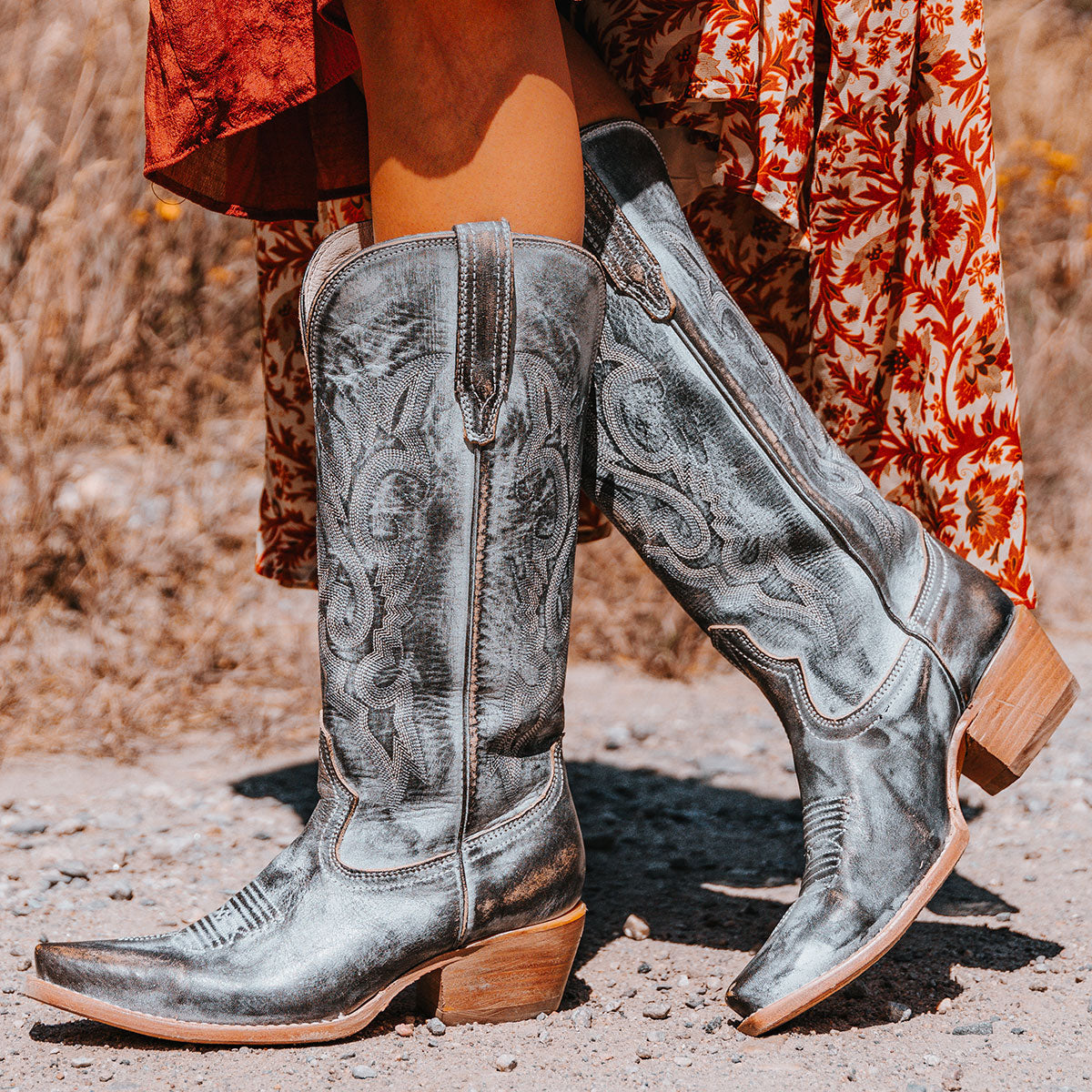 Step Out in Style: Discover Our Womens Lined Leather Boots Collection.