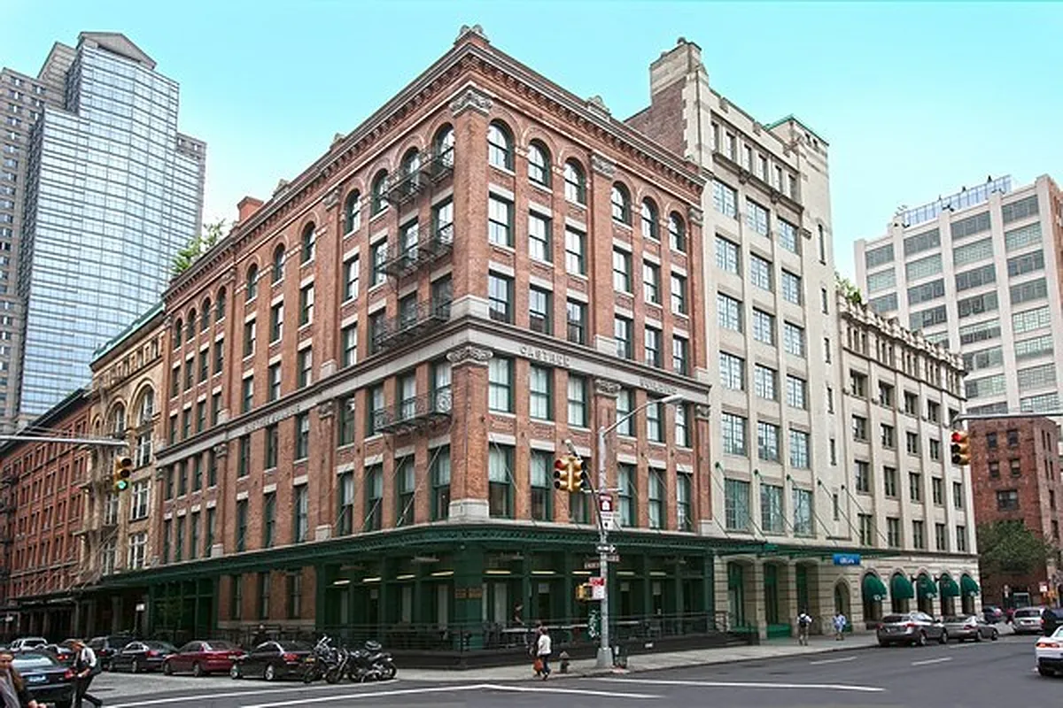 Looking for a Place in Tribeca? Check Out 53 North Moore St NYC